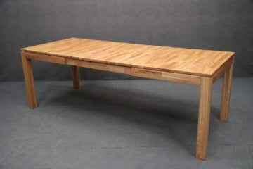 Solid Oak Extendable Dining Table 140–220 cm